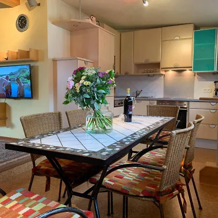 Apartamento Ferienwohnung Zeller